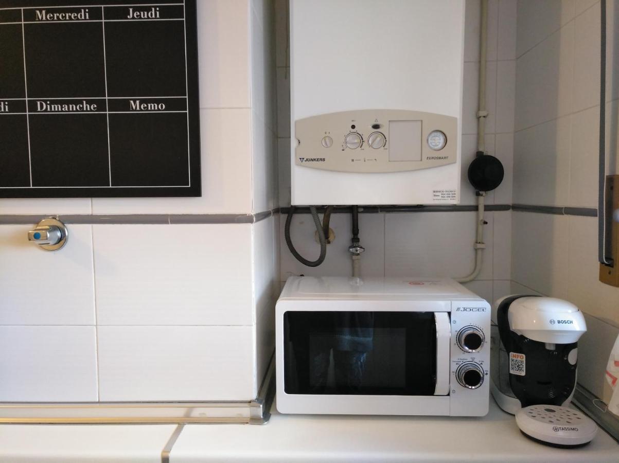Andramari Tourist Home Parking& Wifi Аморебиета-Етхано Екстериор снимка