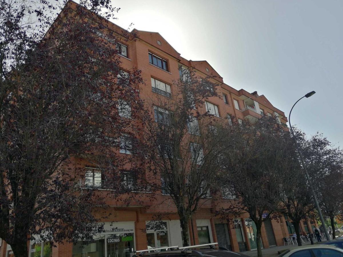 Andramari Tourist Home Parking& Wifi Аморебиета-Етхано Екстериор снимка