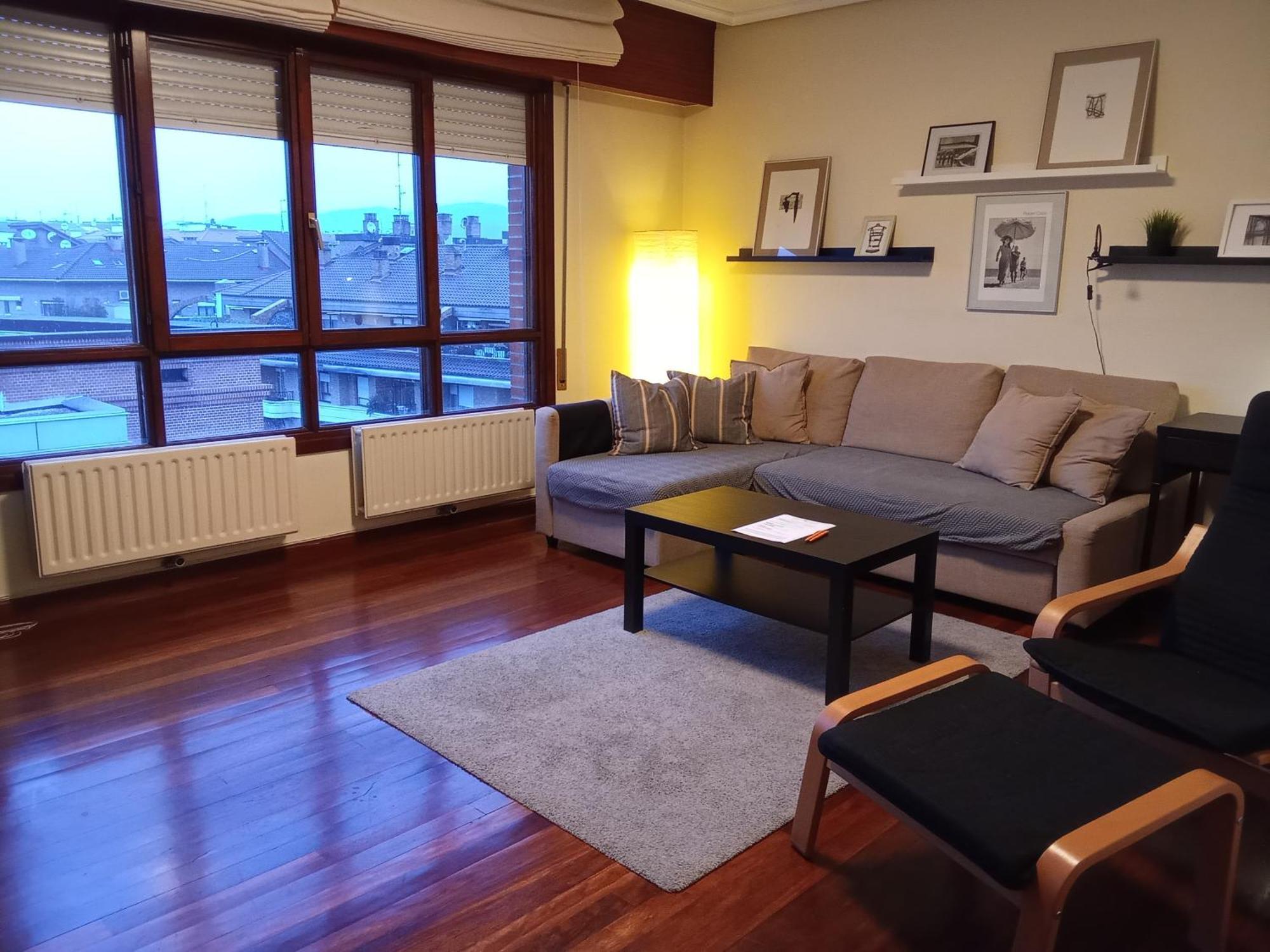 Andramari Tourist Home Parking& Wifi Аморебиета-Етхано Екстериор снимка